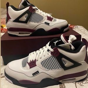 Jordan 4 PSG saint Germaine Paris